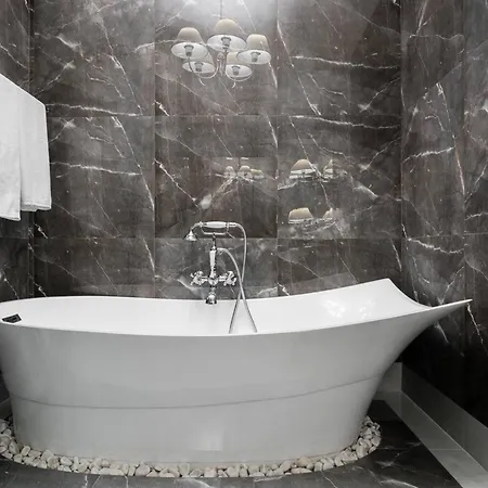 Nap Batorego Urban Glam アパート グディニャ